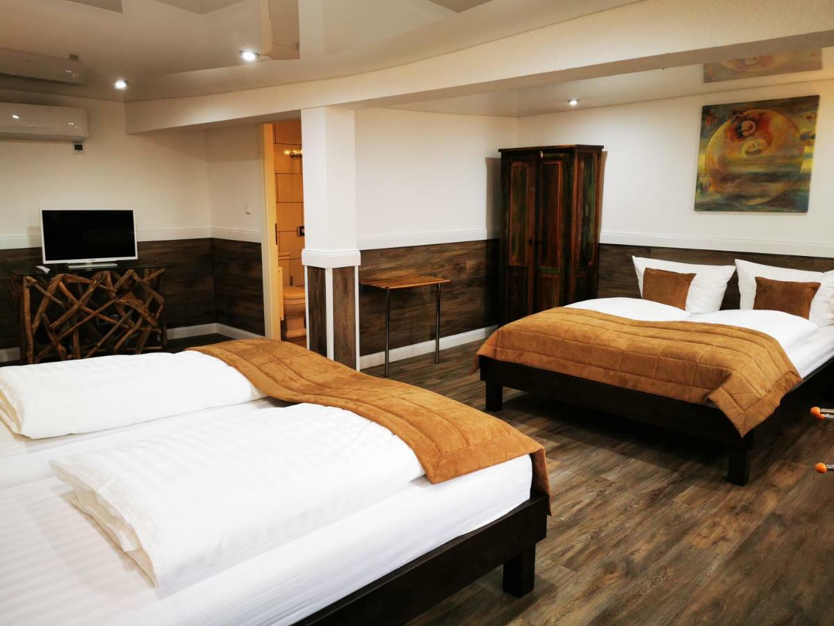Risa Hotels - Landgasthaus Zum Kreuz Ґаґґенау Екстер'єр фото
