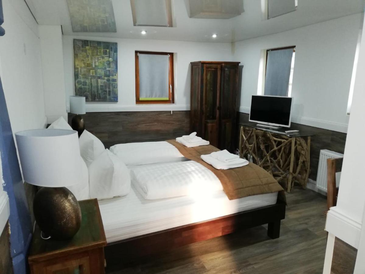Risa Hotels - Landgasthaus Zum Kreuz Ґаґґенау Екстер'єр фото